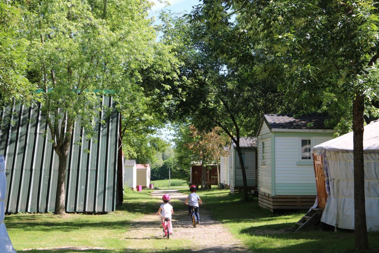 Camping Domaine De Mepillat Saint-Nizier-le-Bouchoux Εξωτερικό φωτογραφία