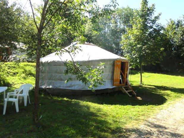 Camping Domaine De Mepillat Saint-Nizier-le-Bouchoux Εξωτερικό φωτογραφία